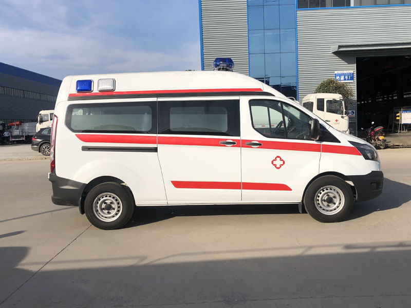 福特V362汽油版轉運型救護車