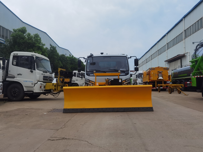 D7掃路車2.5米雪鏟
